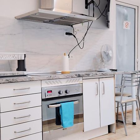 Centrico Apartamento Con Patio Madrid Ngoại thất bức ảnh