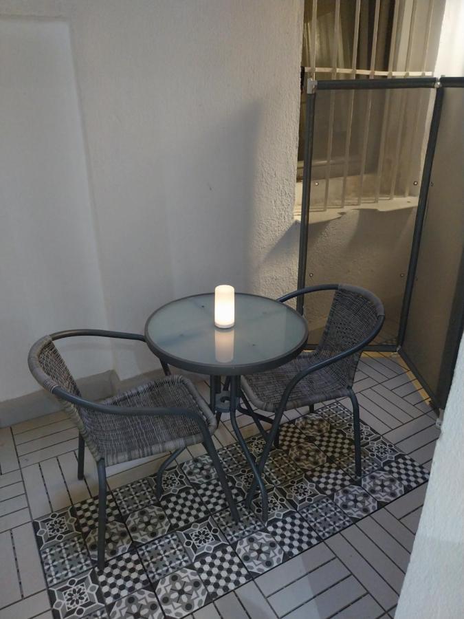 Centrico Apartamento Con Patio Madrid Ngoại thất bức ảnh